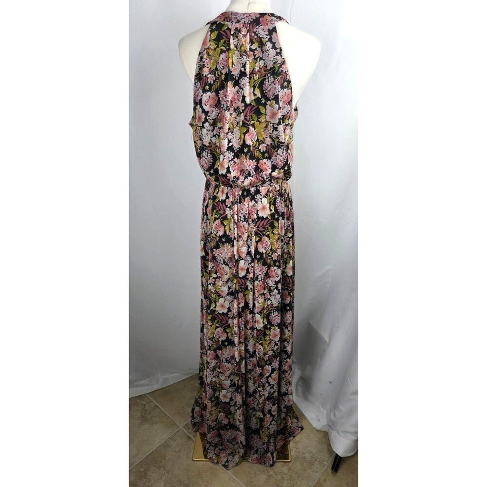 Sunday in Brooklyn Black Floral V-Neck Maxi Dress - Picture 5 of 10